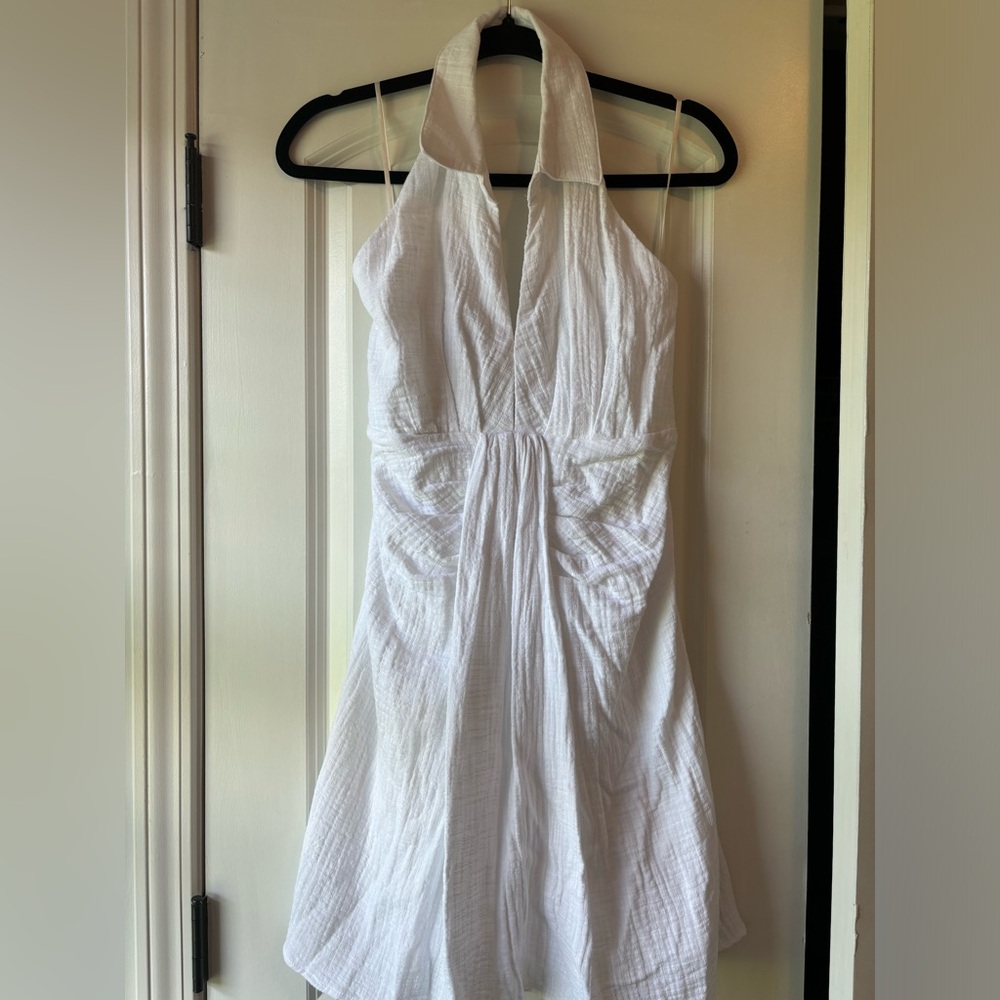 Aakaa White Dress NWT Size Small